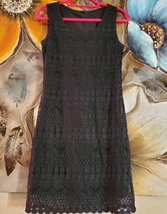 TIANA B. Little Black Dress Medium